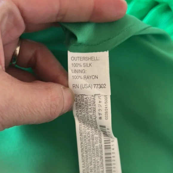 Zara Vibrant Green Pleated Dress - Picture 8 of 8